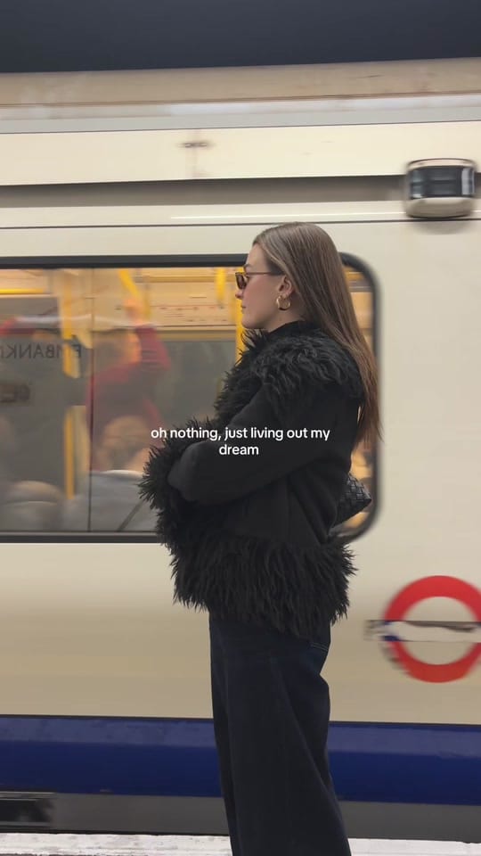 Post 9 by ✮ ANNABEL ✮ on TikTok (video)