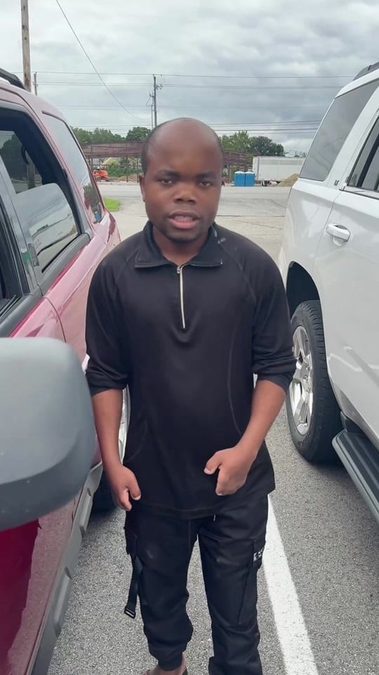 Post 6 by Gloire Sadiki1 on TikTok (video)