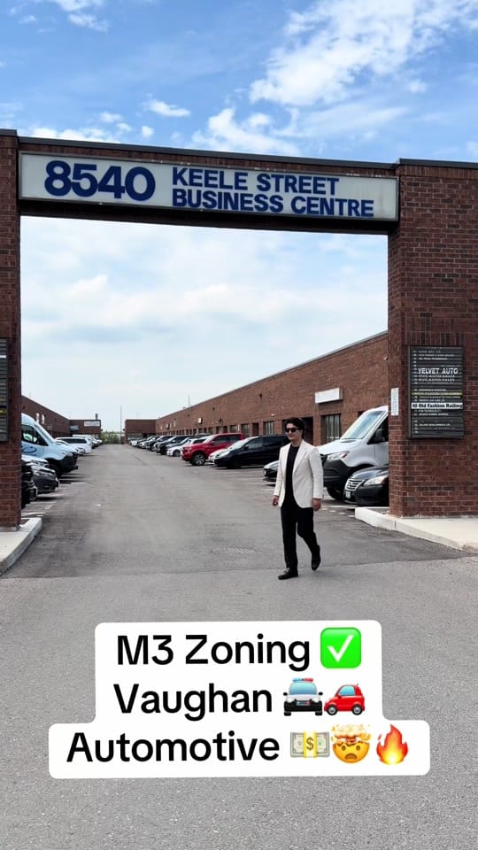 Post 6 by Ray Ahmadi on TikTok (video)