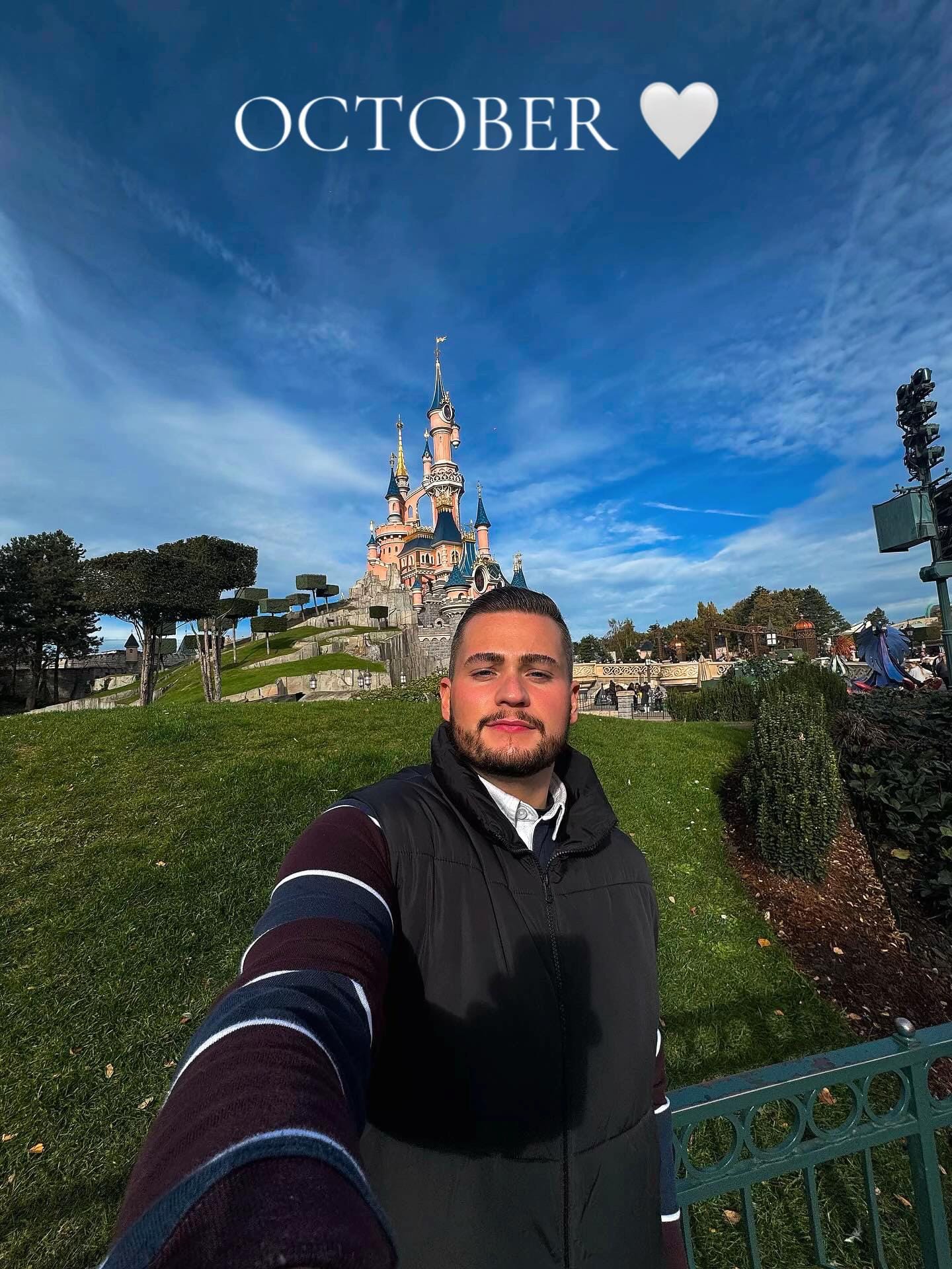 Post 7 by Carl🪽 on TikTok (video)