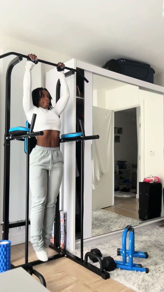 Post 10 by Blu - Stretch & Flex on TikTok (video)