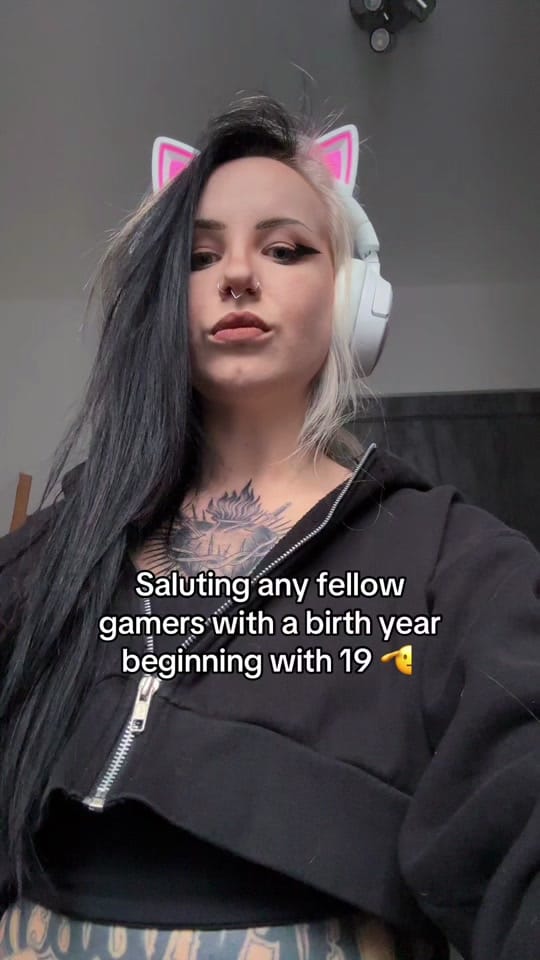 Post 8 by KimKenobi_ 🦇 on TikTok (video)