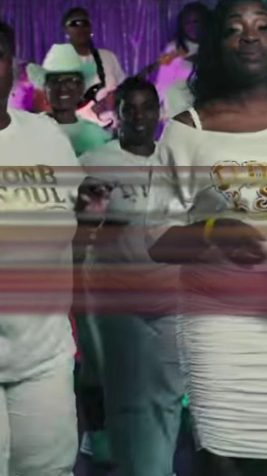Post 4 by LoverBoy Vo on TikTok (video)