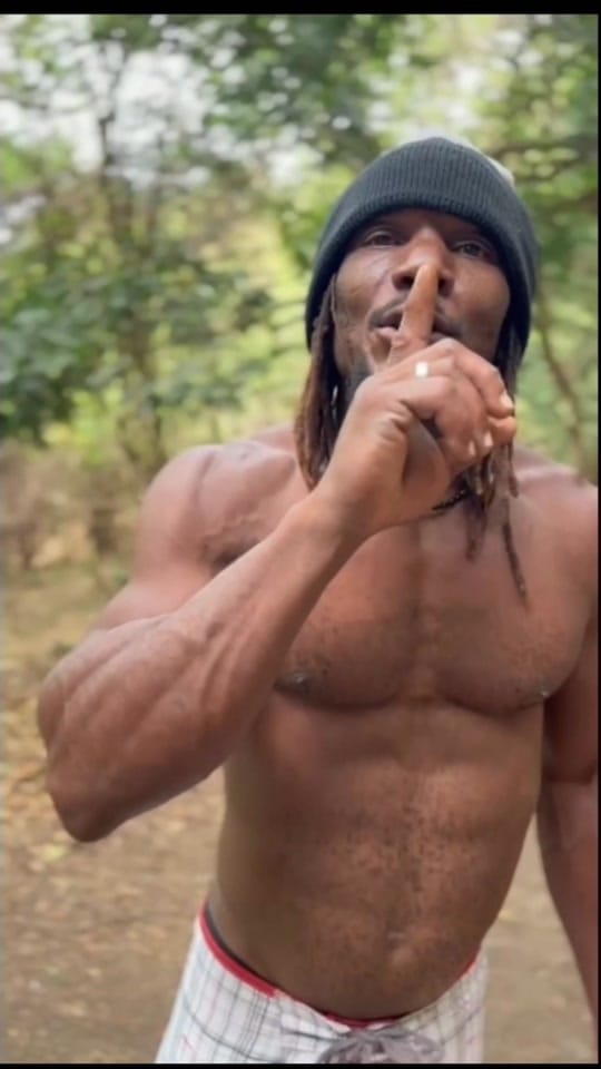 Post 4 by SavJointz on TikTok (video)