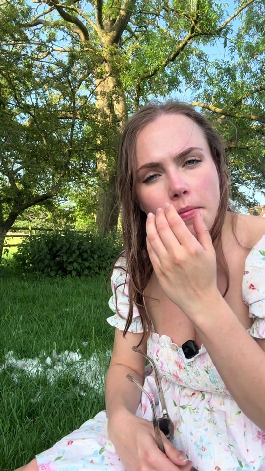 Post 2 by IsabellaSimpleAs on TikTok (video)