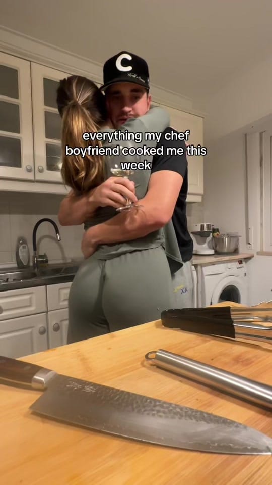 Post 10 by beamartinho on TikTok (video)