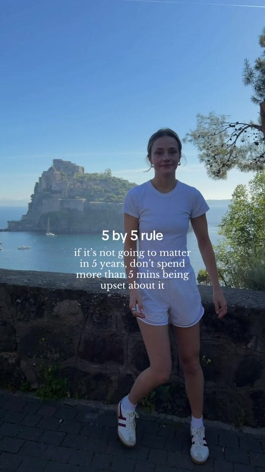 Post 7 by Emily Lauren Newton on TikTok (video)