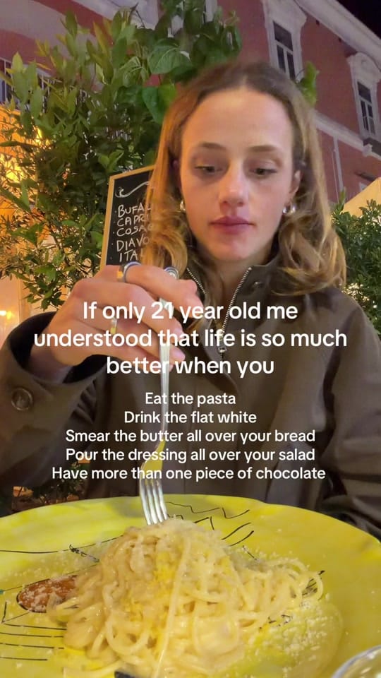Post 3 by Emily Lauren Newton on TikTok (video)
