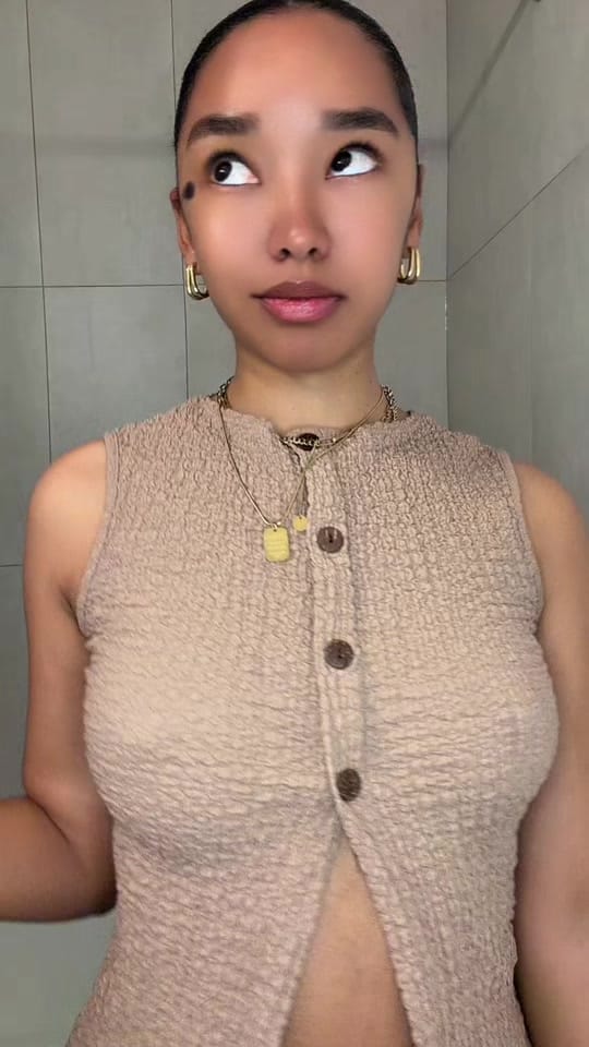 Post 5 by Tamlyn Kesebonye on TikTok (video)