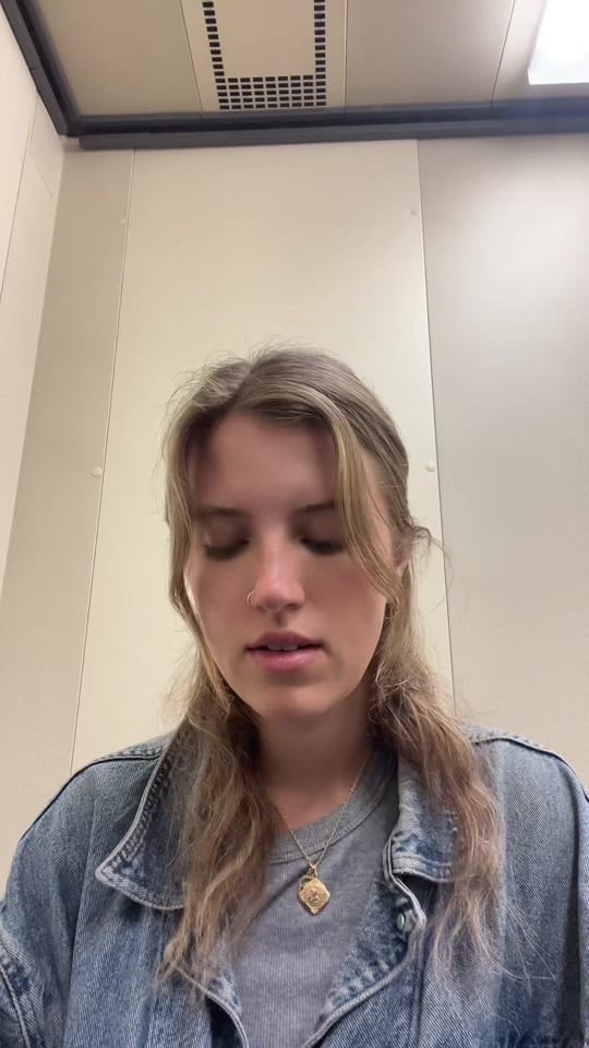 Post 2 by Livi on TikTok (video)