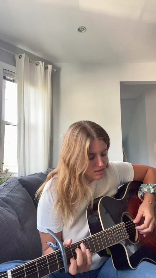 Post 10 by Livi on TikTok (video)