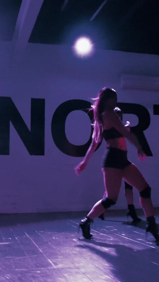 Post 8 by Nina Li on TikTok (video)