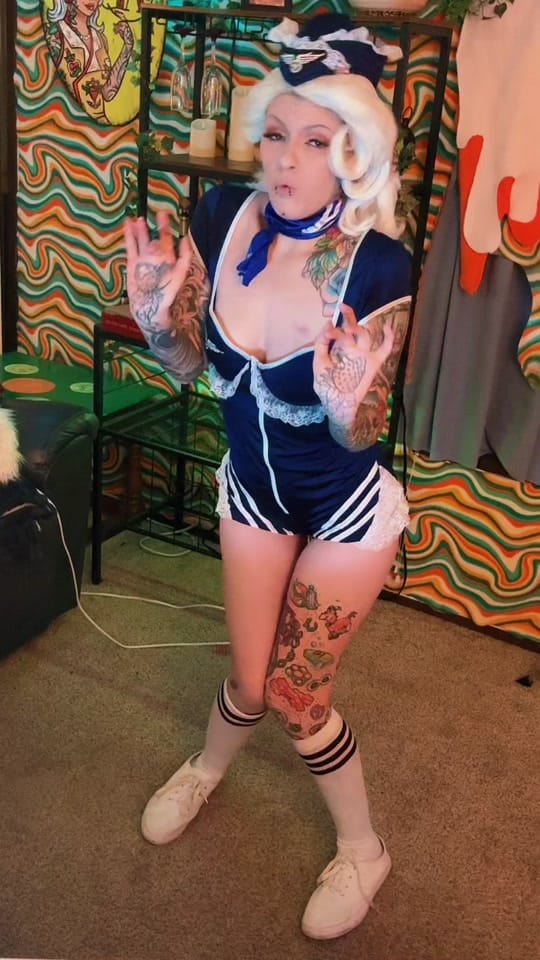 Post 6 by Larpie (LarpLikeRae)✨ on TikTok (video)