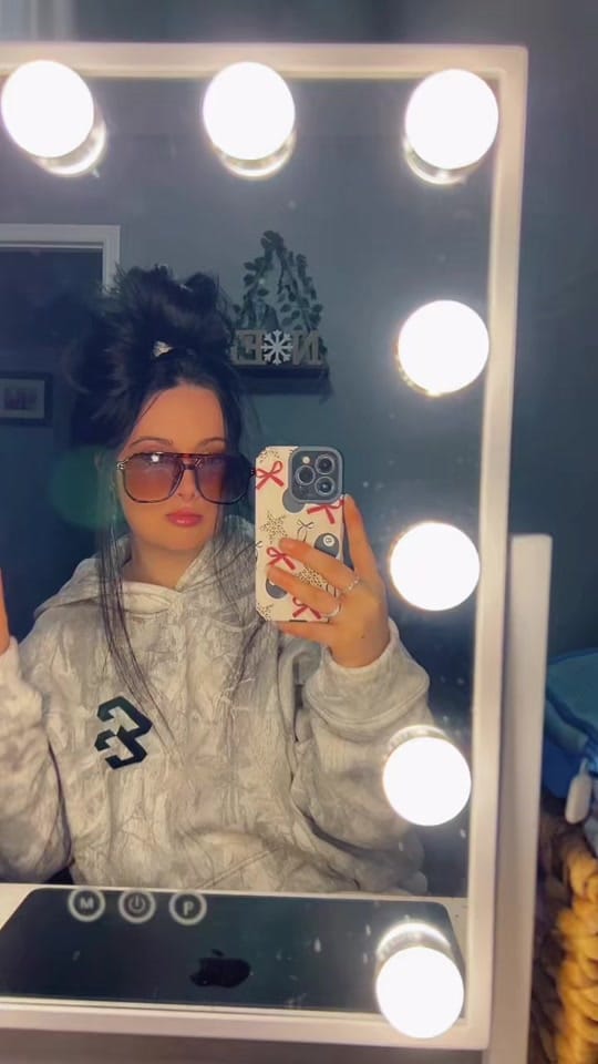 Post 8 by Hayley Connelly on TikTok (video)