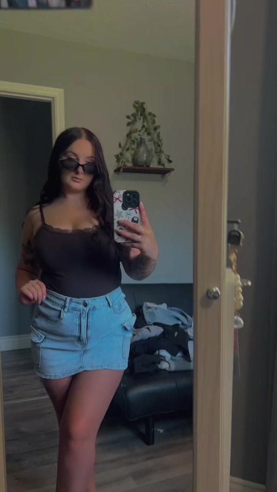 Post 2 by Hayley Connelly on TikTok (video)