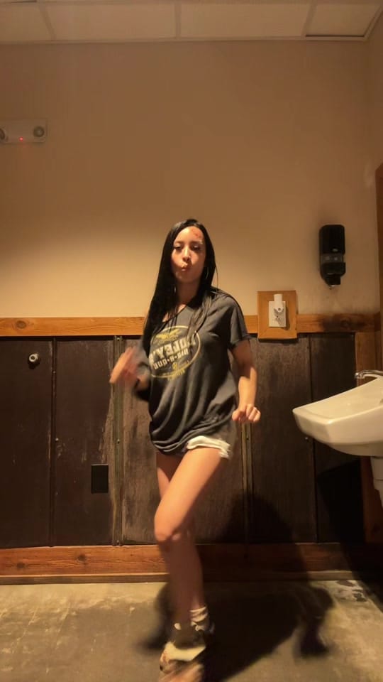 Post 5 by karleyyy on TikTok (video)