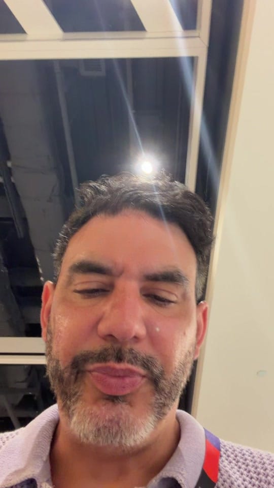 Post 2 by Ronen Suarc on TikTok (video)