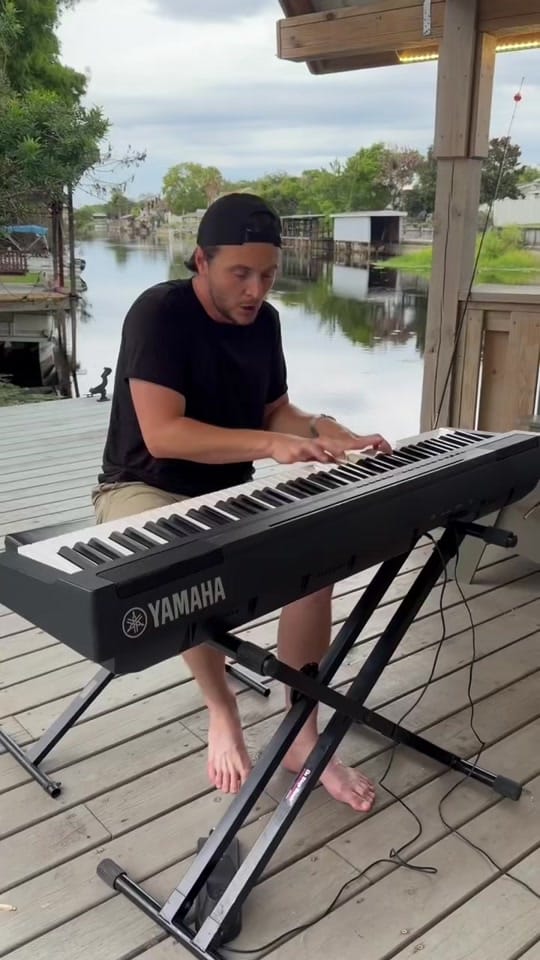 Post 4 by JACOB TOLLIVER on TikTok (video)