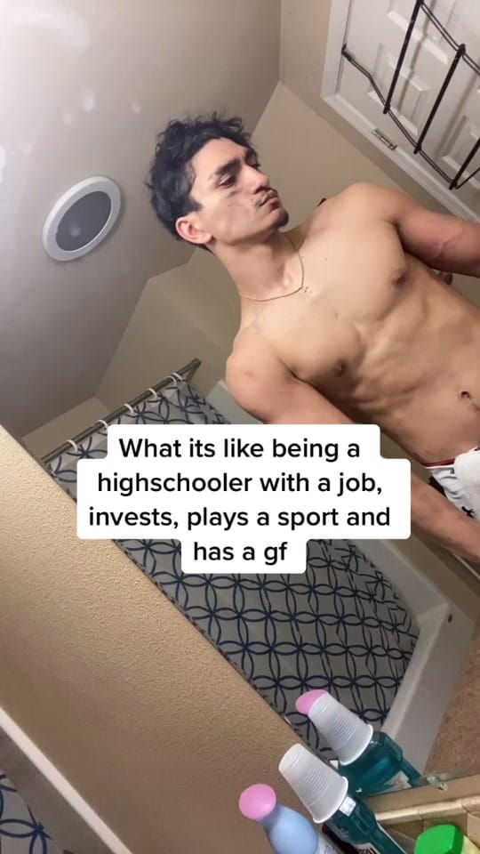 Post 1 by NoLimitAlika on TikTok (video)