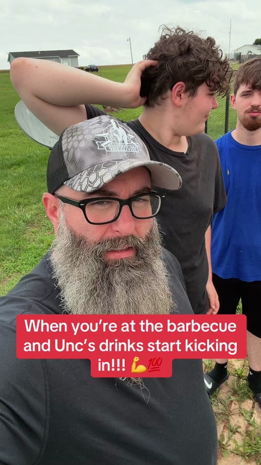 Post 2 by Twang and Round on TikTok (video)