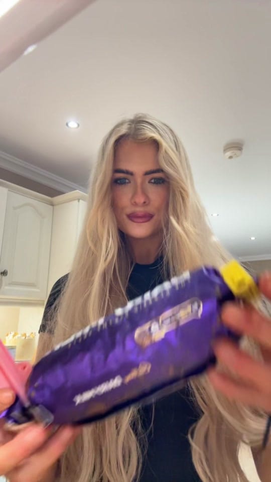 Post 8 by JMC BAKES on TikTok (video)