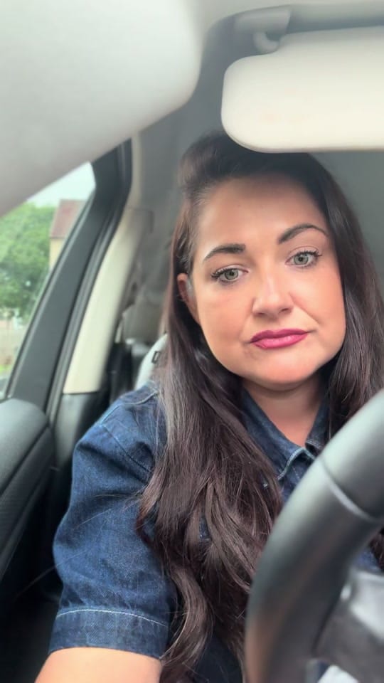 Post 6 by Lisa McKechnie Music on TikTok (video)