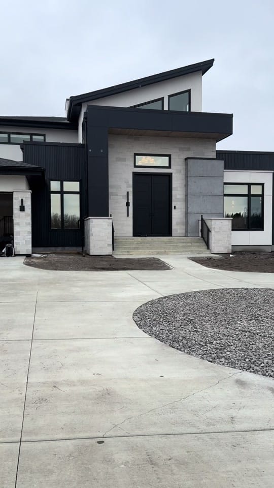 Post 1 by tricklecreekhomes on TikTok (video)