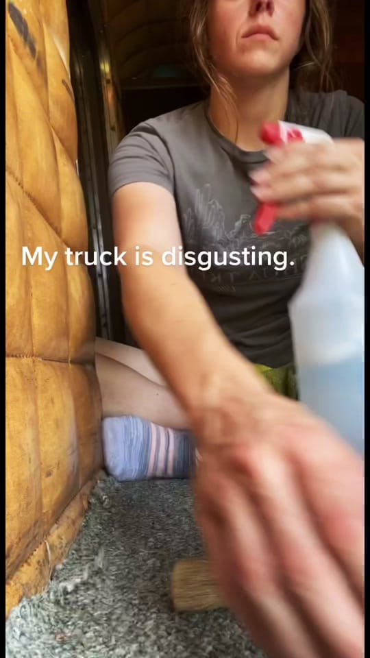 Post 9 by Chelle on TikTok (video)