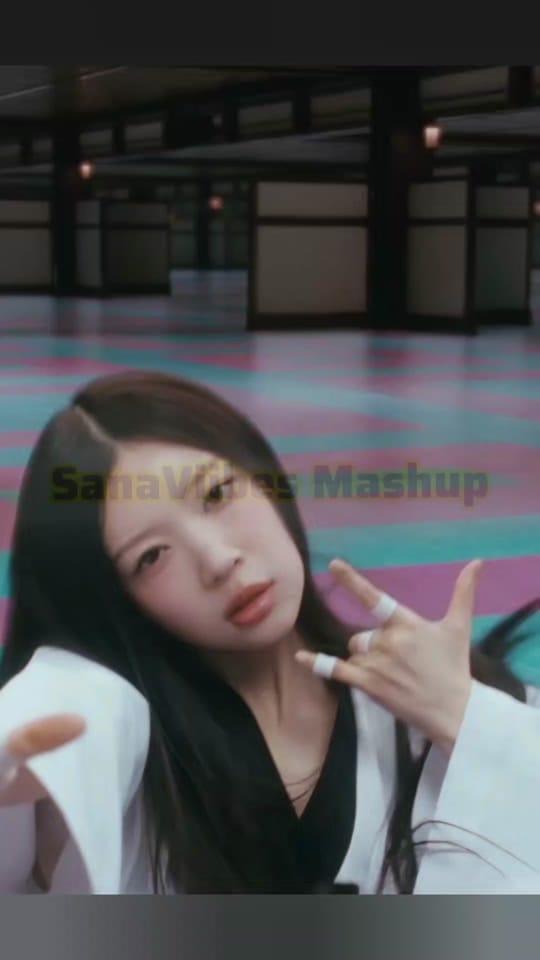 Post 2 by SanaViibes on TikTok (video)