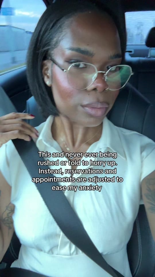 Post 3 by Steph | Fragrance & Lifestyle✨ on TikTok (video)