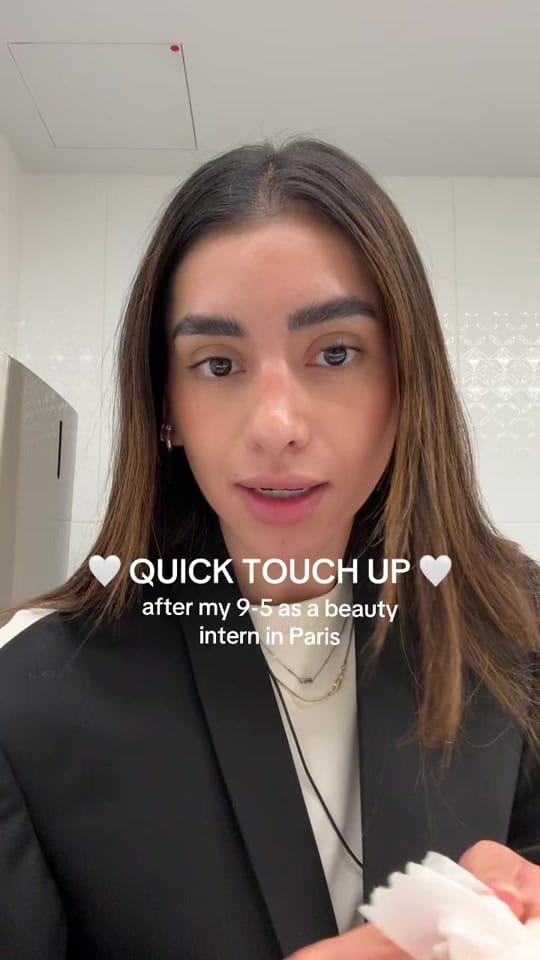 Post 8 by Clara Salcedo on TikTok (video)