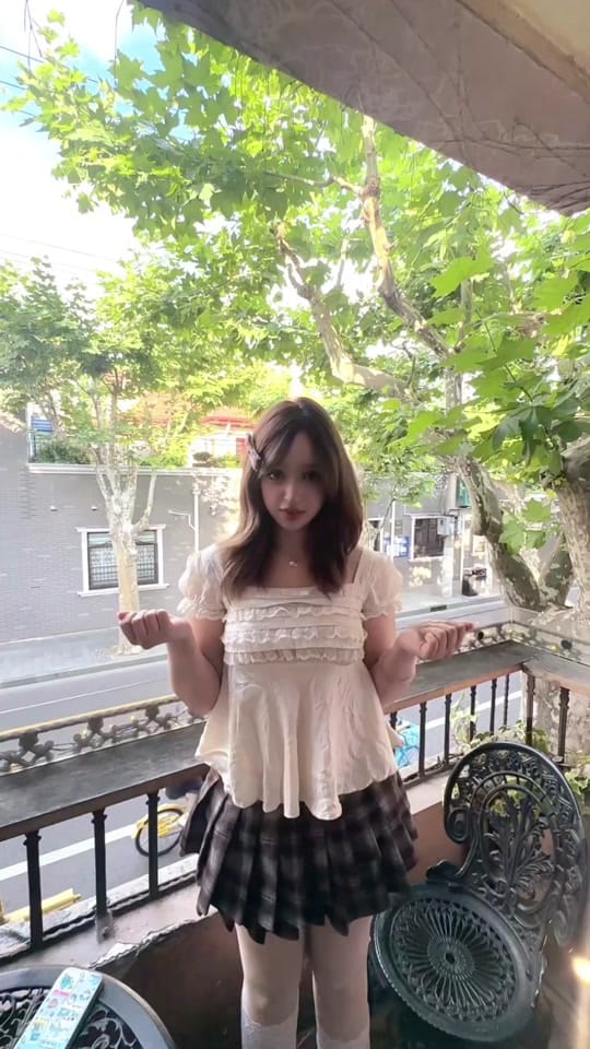 Post 3 by aisha 莎莎 🪽 on TikTok (video)