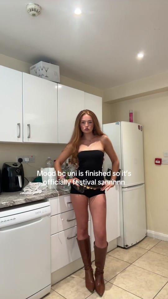 Post 4 by mollyspiers on TikTok (video)