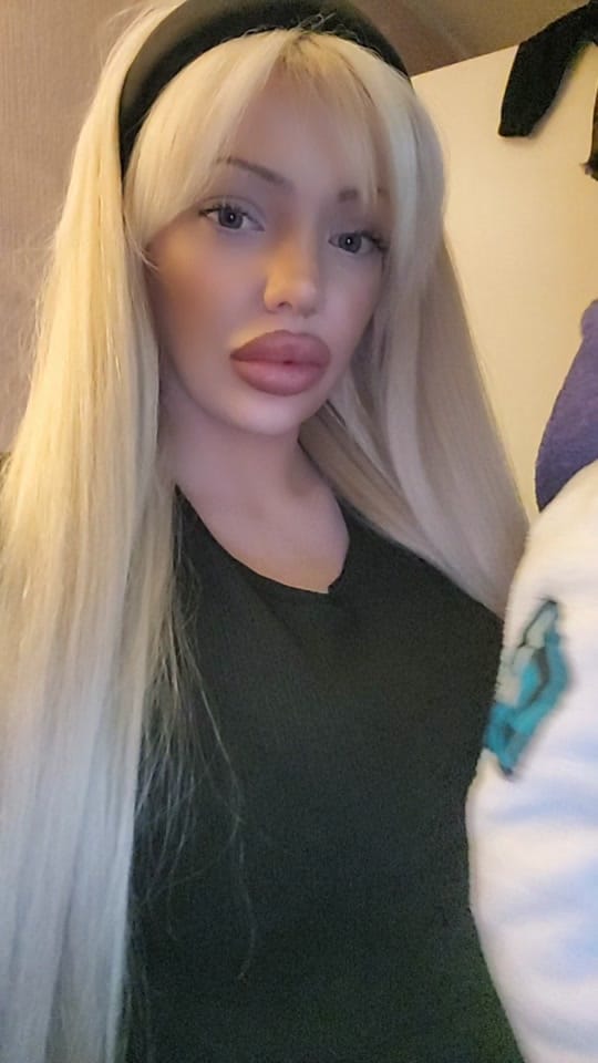 Post 10 by TechnøSlut🖤❤️ on TikTok (video)