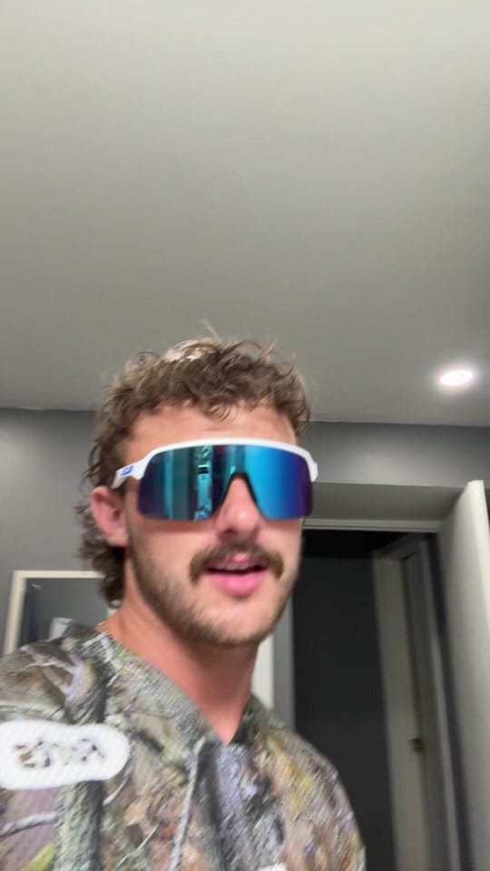 Post 6 by Jarett Thorne on TikTok (video)