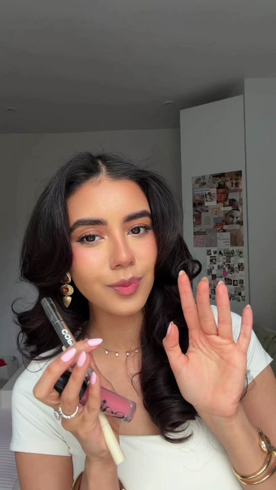 Post 6 by zoiea.karim on TikTok (video)
