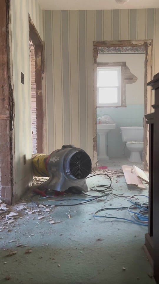 Post 7 by Adamthehomebuilder on TikTok (video)