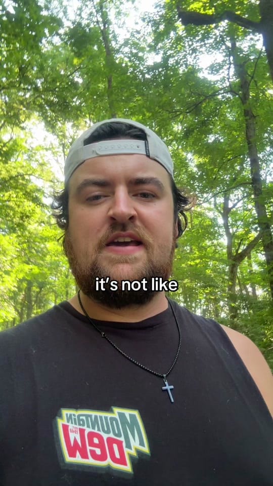 Post 2 by Alex Graham on TikTok (video)