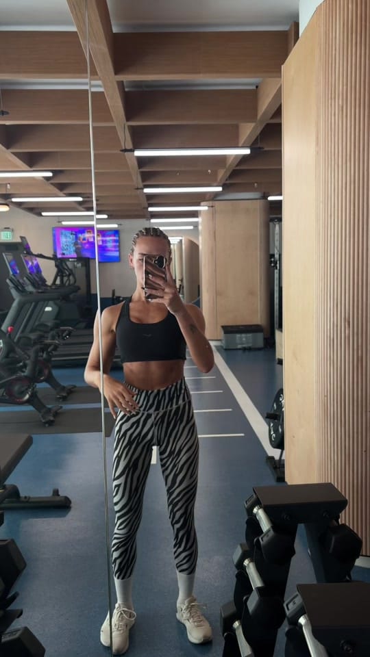Post 5 by Onila  Nastya on TikTok (video)