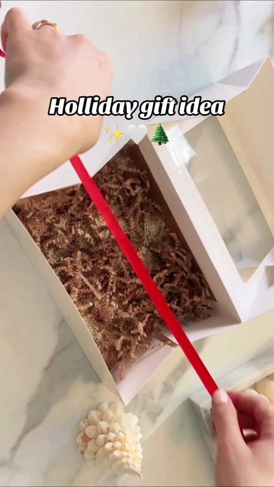 Post 4 by Candles&co on TikTok (video)