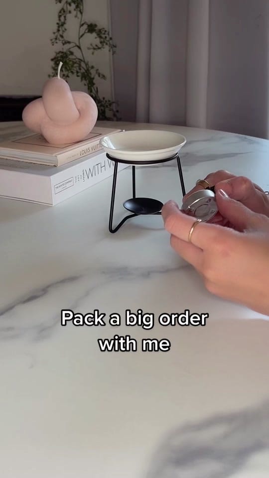 Post 8 by Candles&co on TikTok (video)