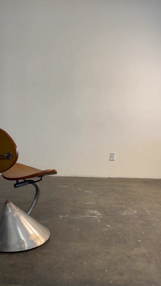 Post 1 by Yardsale.mtl on TikTok (video)