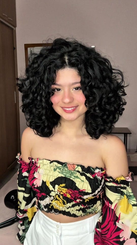 Post 7 by Sol on TikTok (video)