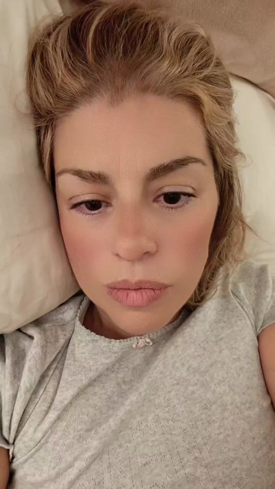 Post 3 by FionaReads on TikTok (video)
