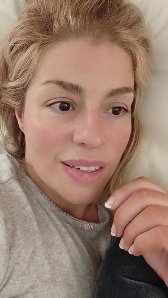 Post 6 by FionaReads on TikTok (video)