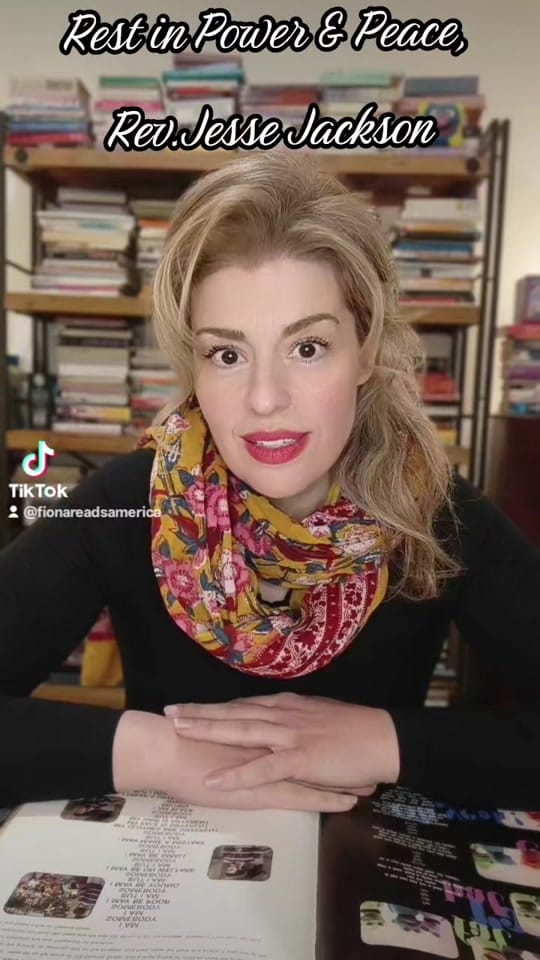 Post 1 by FionaReads on TikTok (video)