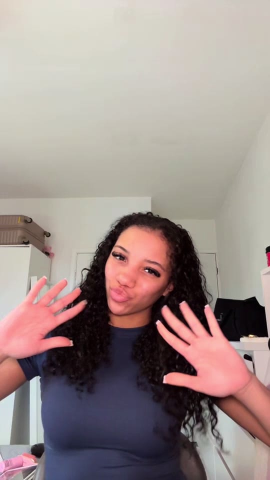 Post 9 by Tamia on TikTok (video)