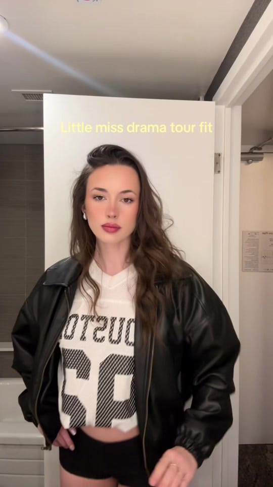 Post 7 by AmyCatharine on TikTok (video)