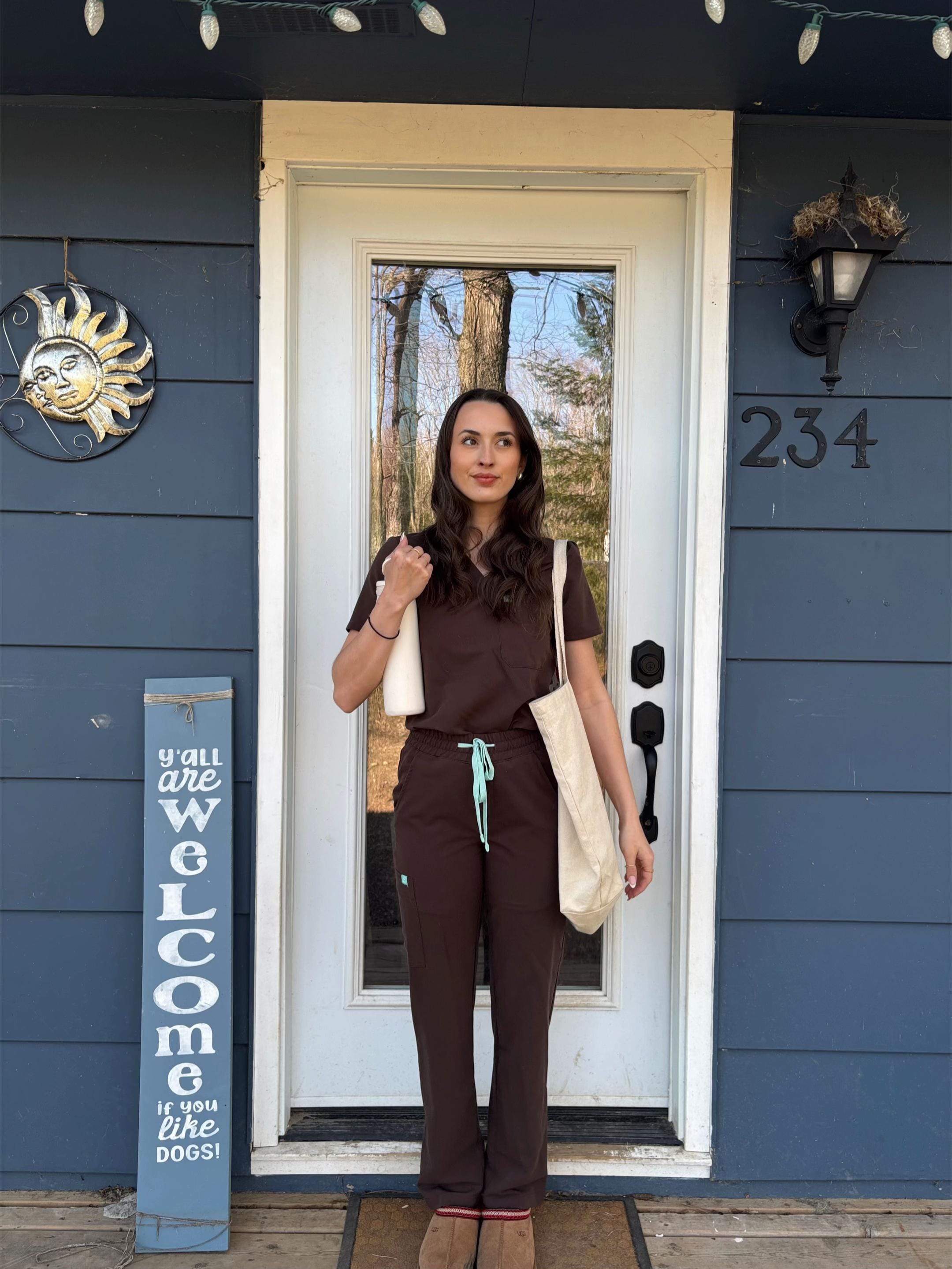 Post 1 by AmyCatharine on TikTok (video)