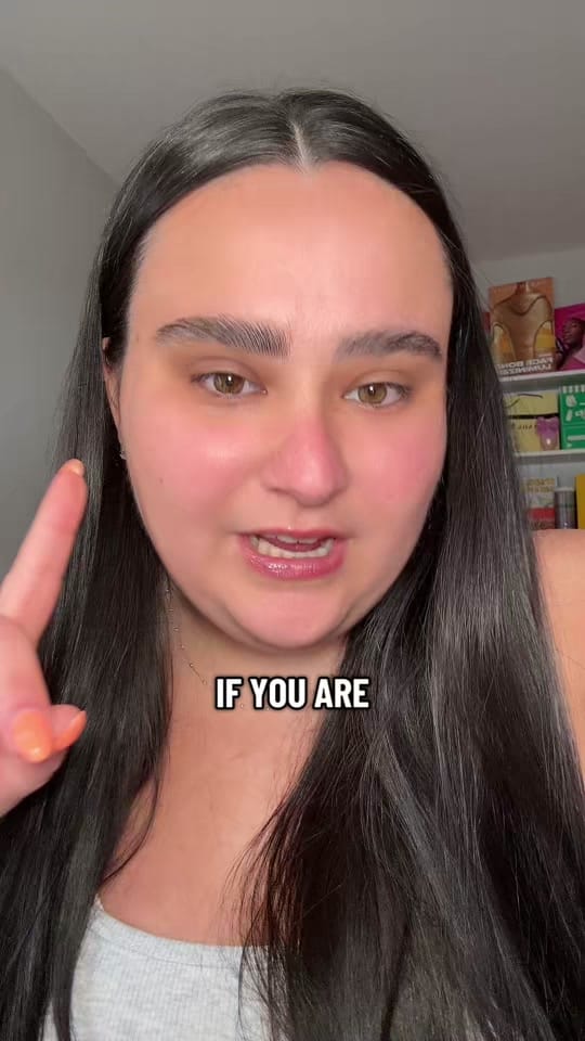 Post 2 by Rosie Maraventano on TikTok (video)